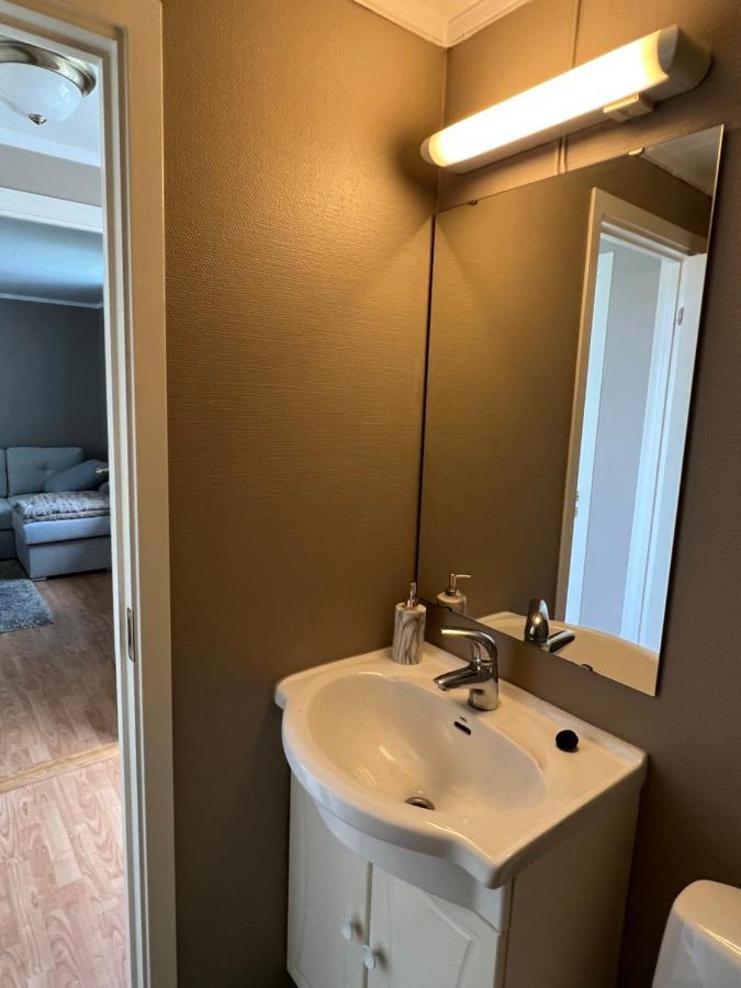 Sentralt I Fredrikstad Gratis Parkering Bagian luar foto